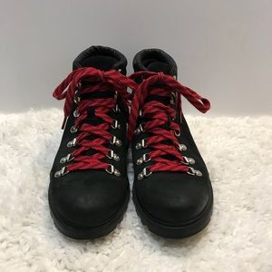 Sorel Ainsley Conquest Boots